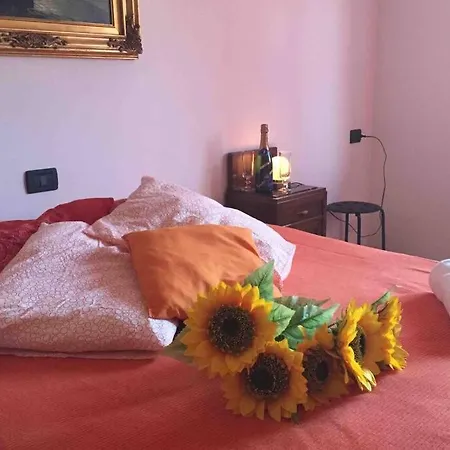 Holiday home Enjoy 130 Sq.m., Private Garden And Parking Lenno