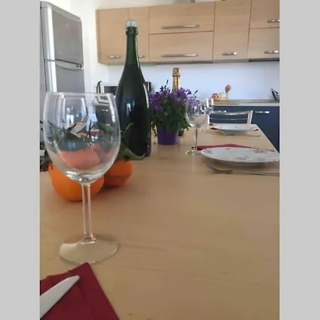 Enjoy 130 Sq.m., Private Garden And Parking