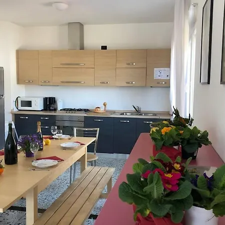 Enjoy 130 Sq.m., Private Garden And Parking Holiday home *