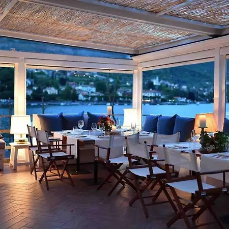 Enjoy 130 Sq.m., Private Garden And Parking Lenno