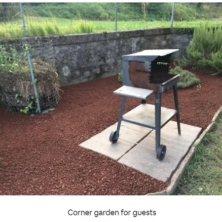 Enjoy 130 Sq.m., Private Garden And Parking Lenno